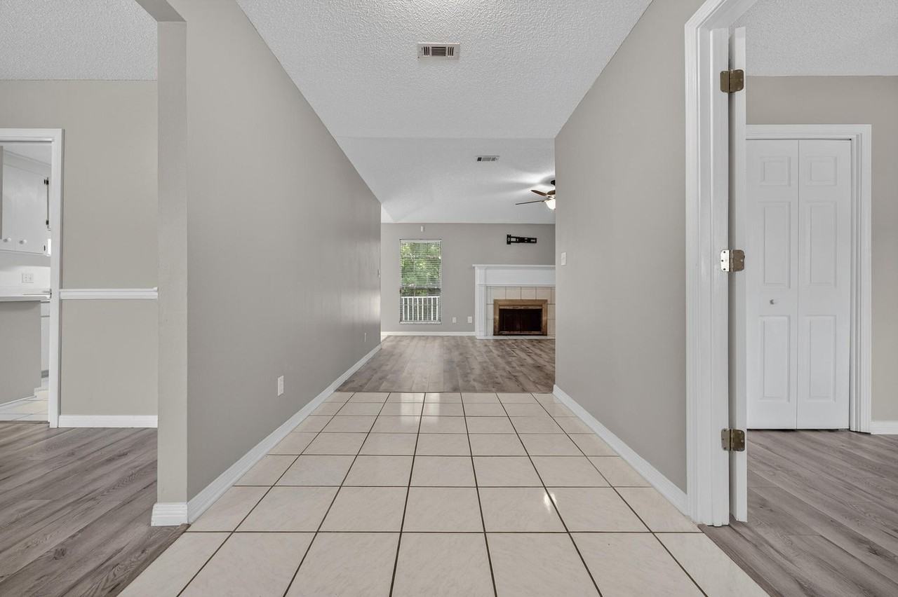 3 Neptune Dr #301 - Photo 6 of 46