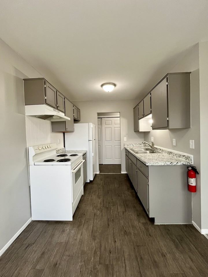 4245 Quarry Road - Photo 5 of 23