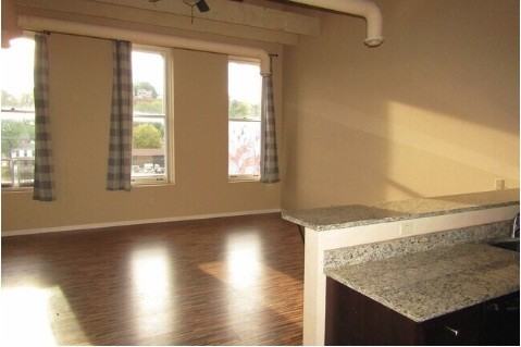 356 Main Street - Photo 5 of 10