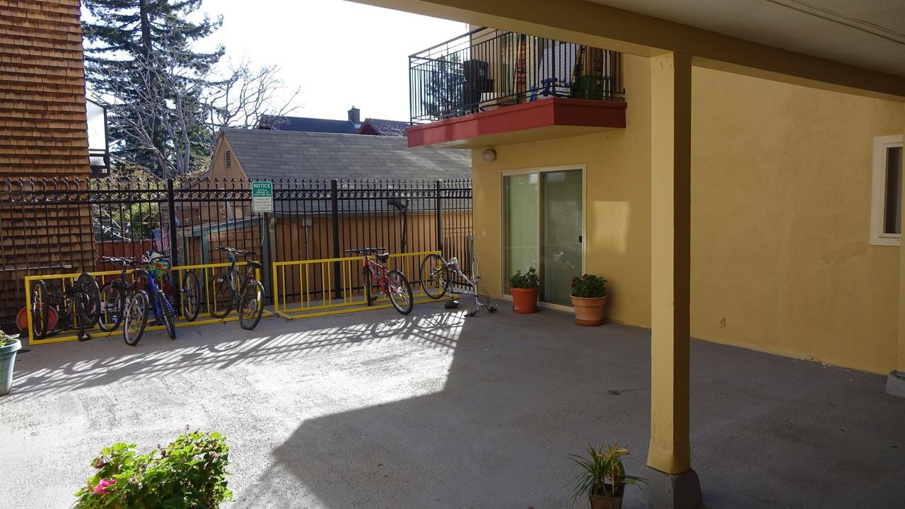 2606 Benvenue Avenue - Photo 5 of 42