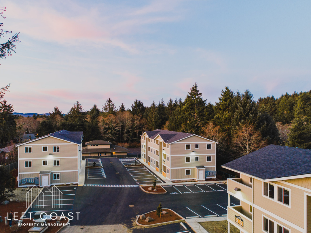 Lake Forest Commons - Photo 3 of 32