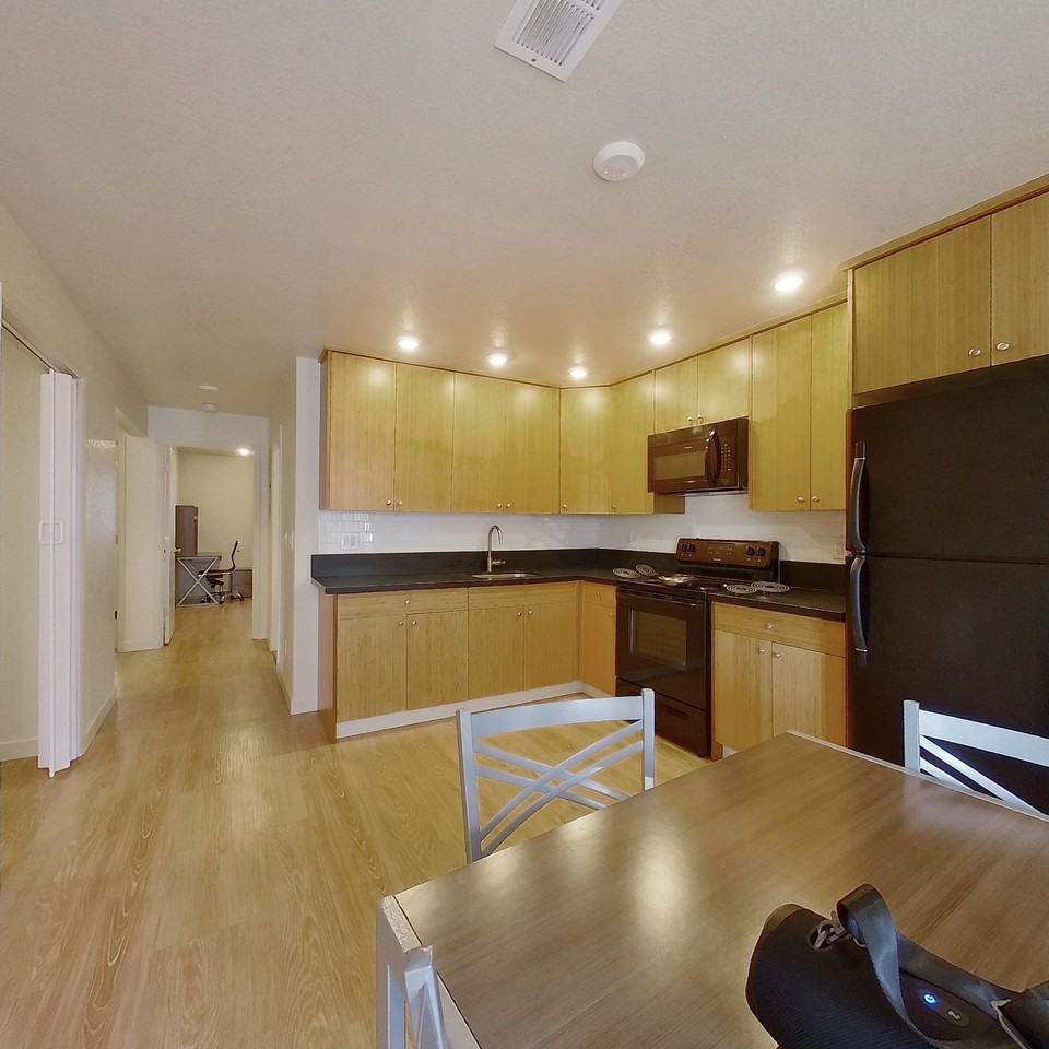 Piedmont Palace - Photo 7 of 50