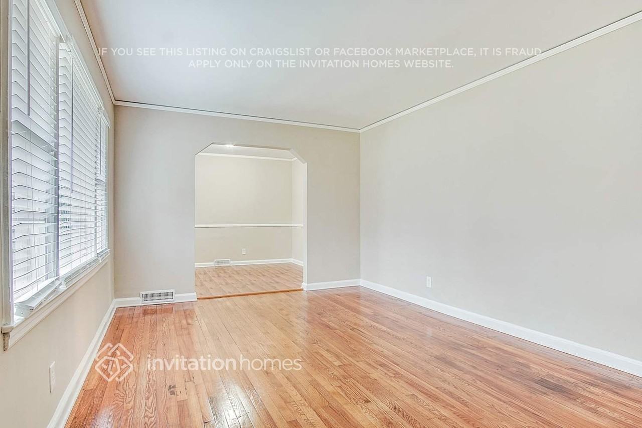 2430 Mark Dr - Photo 6 of 29