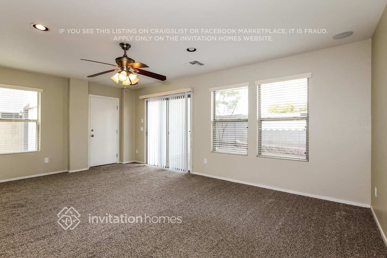 11166 W Mckinley St - Photo 5 of 21