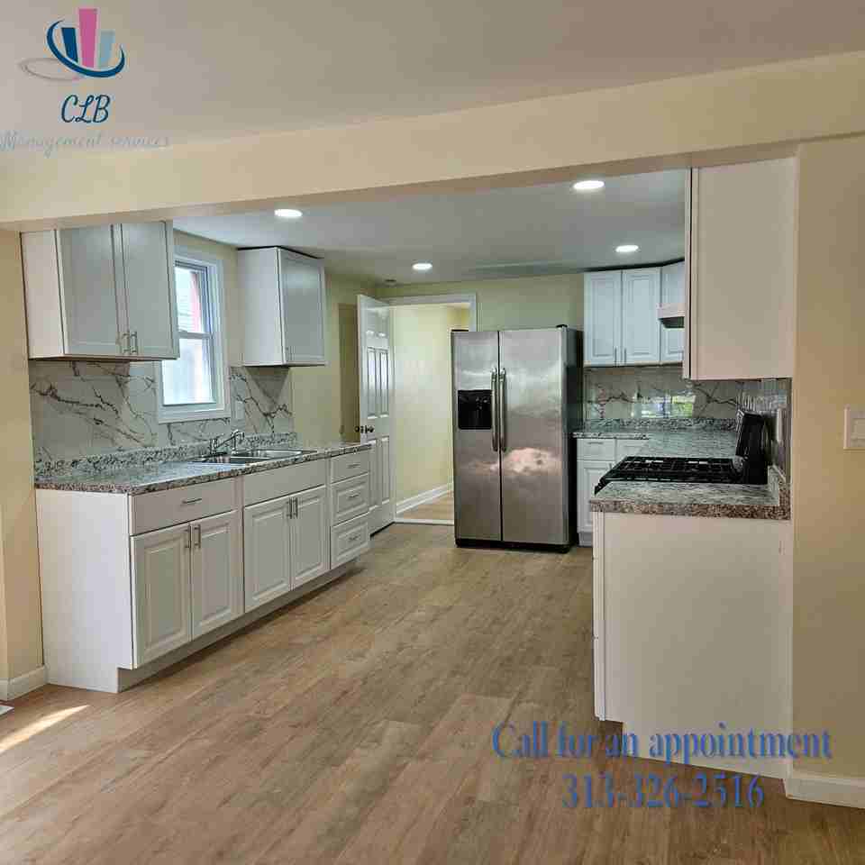 7247 Middlesex St #1 - Photo 2 of 16