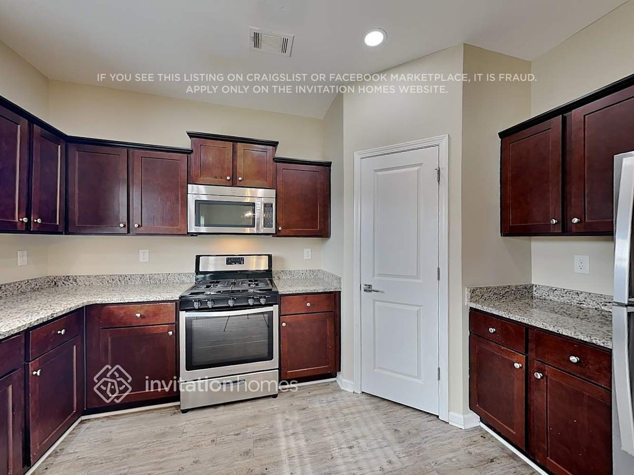 3530 Mica Cir Se - Photo 7 of 19