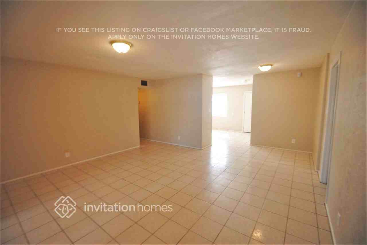 3416 W Tuckey Ln - Photo 2 of 13