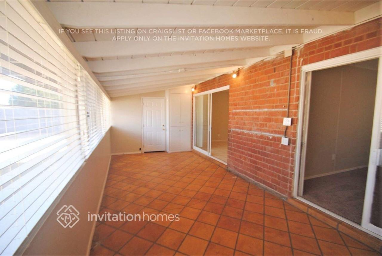 3416 W Tuckey Ln - Photo 4 of 13