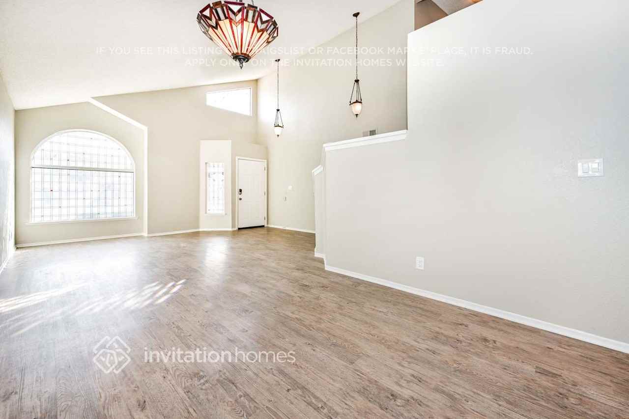 4721 Cocina Ln - Photo 5 of 18