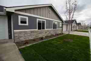 featured image of 310 W Greenhurst Rd