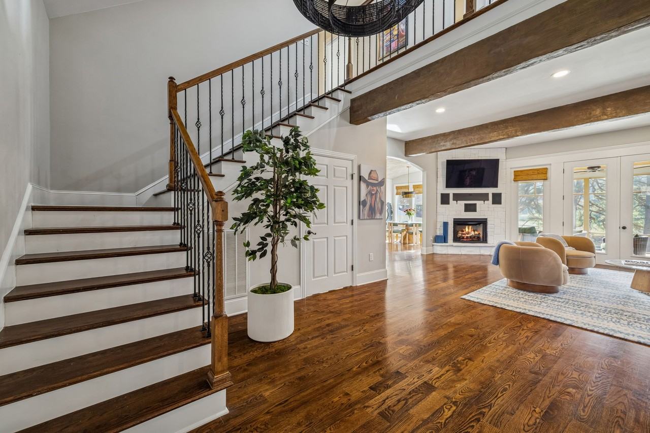 594 Lake Haven Dr #1 - Photo 6 of 50