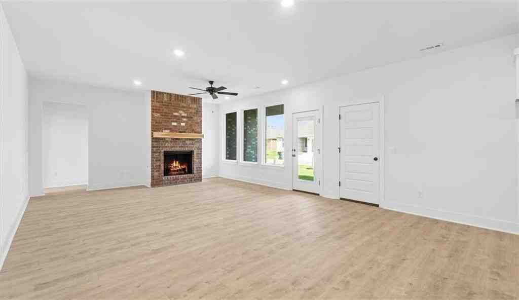 4856 W Aurora St - Photo 5 of 21