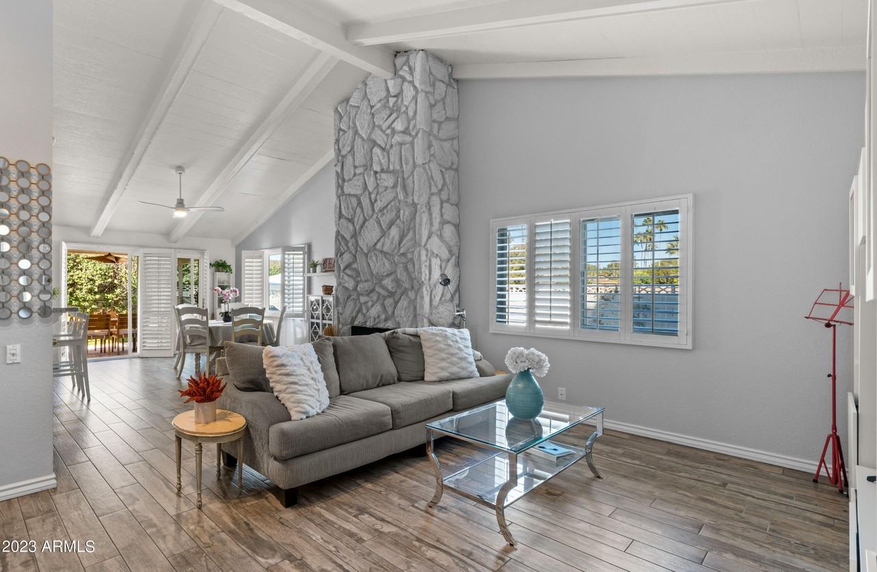 7526 N Via De La Campana - Photo 6 of 50