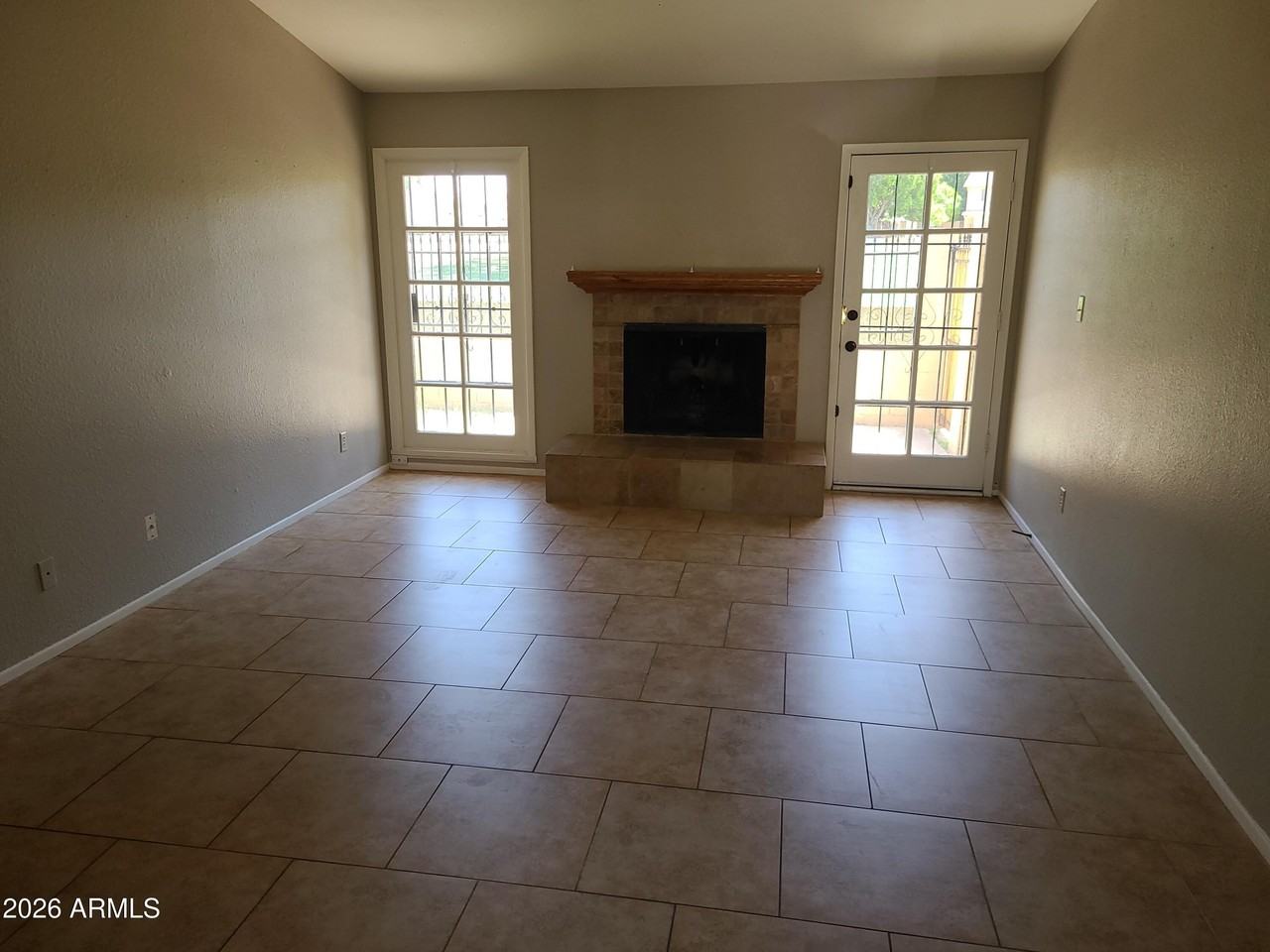 18209 N 45th Ave - Photo 2 of 23