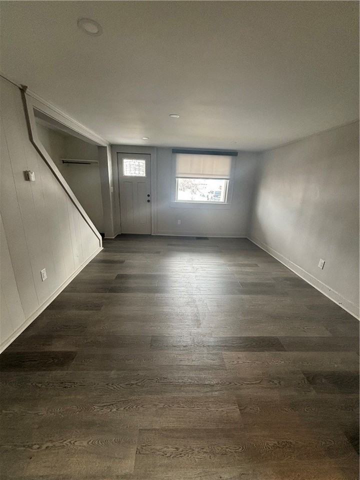 420 W 5th St Unit A - Photo 3 of 5