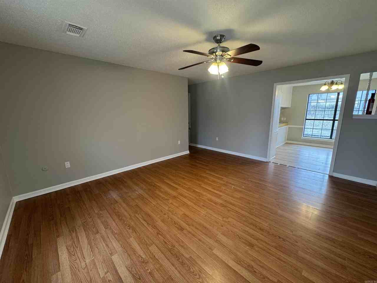 30 Meadowlark Dr - Photo 2 of 18