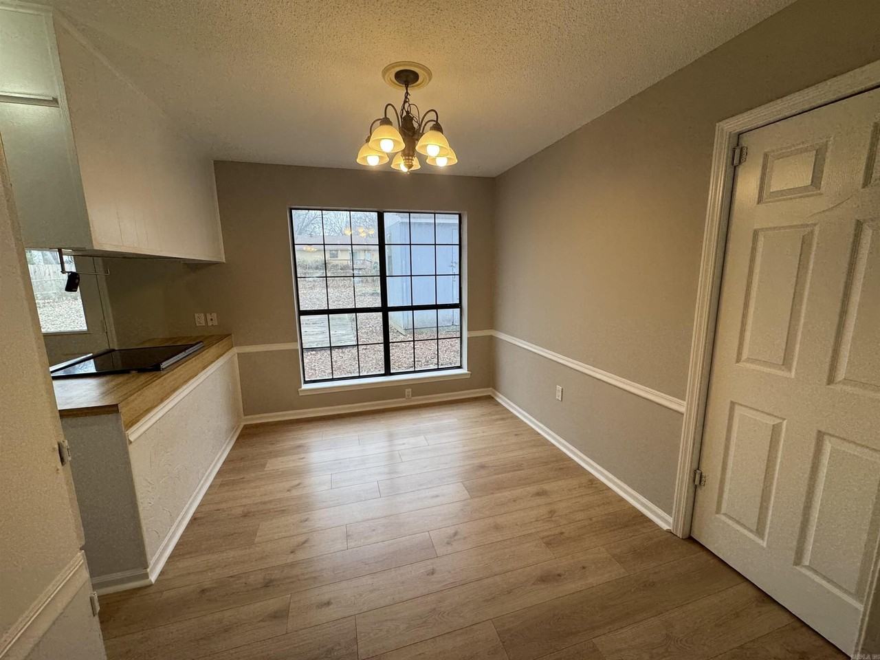 30 Meadowlark Dr - Photo 3 of 18