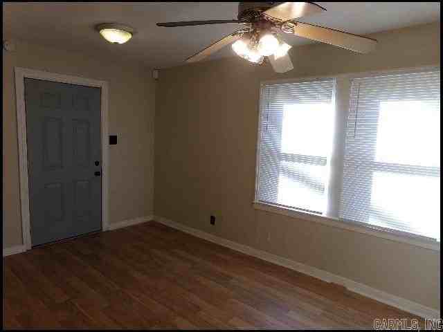 1320 Adams St - Photo 2 of 11