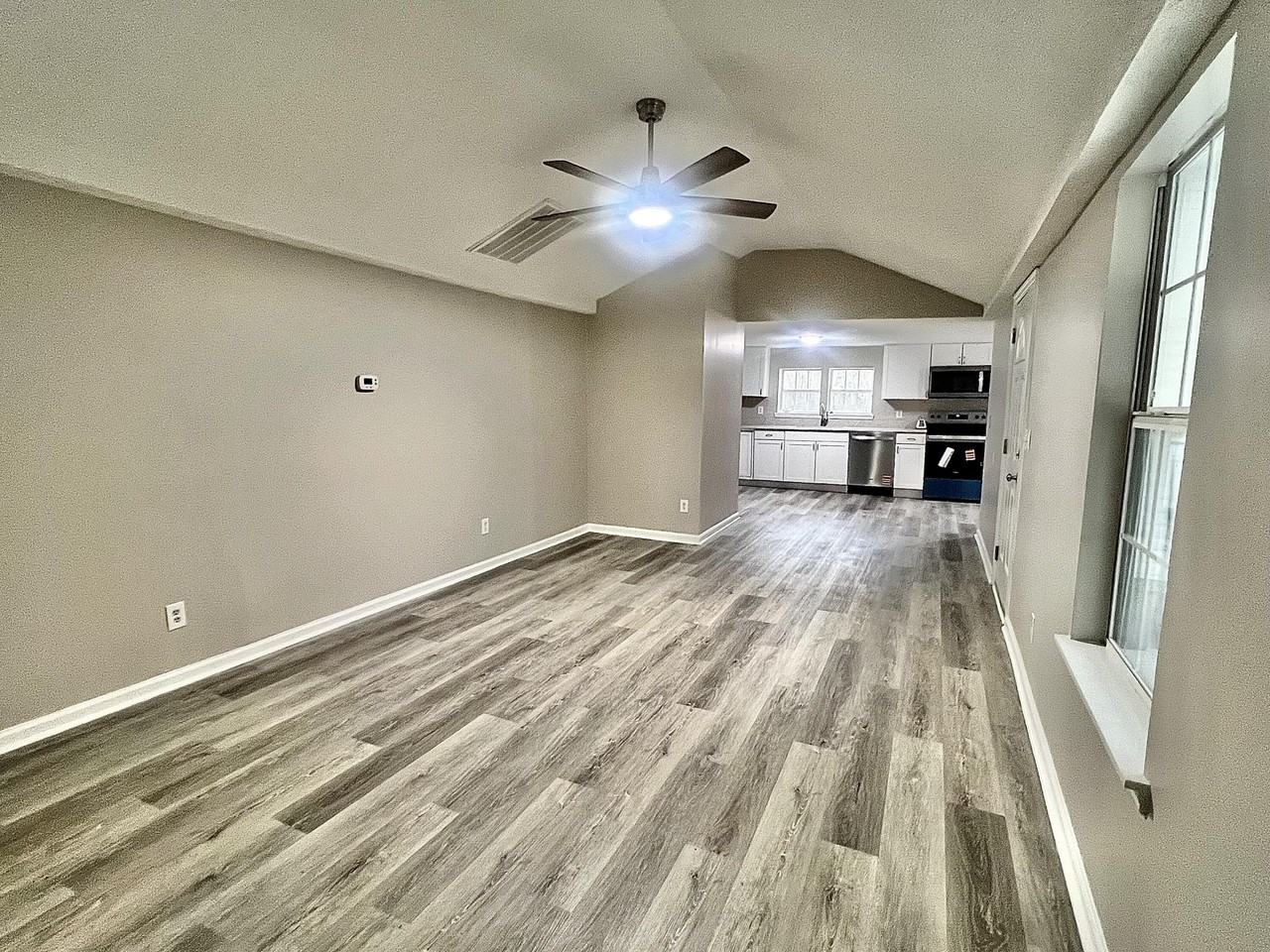 2548 N Highway 341 - Photo 4 of 23