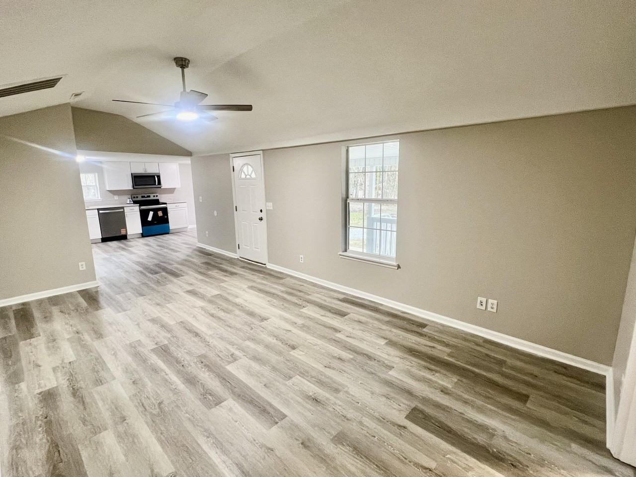 2548 N Highway 341 - Photo 5 of 23