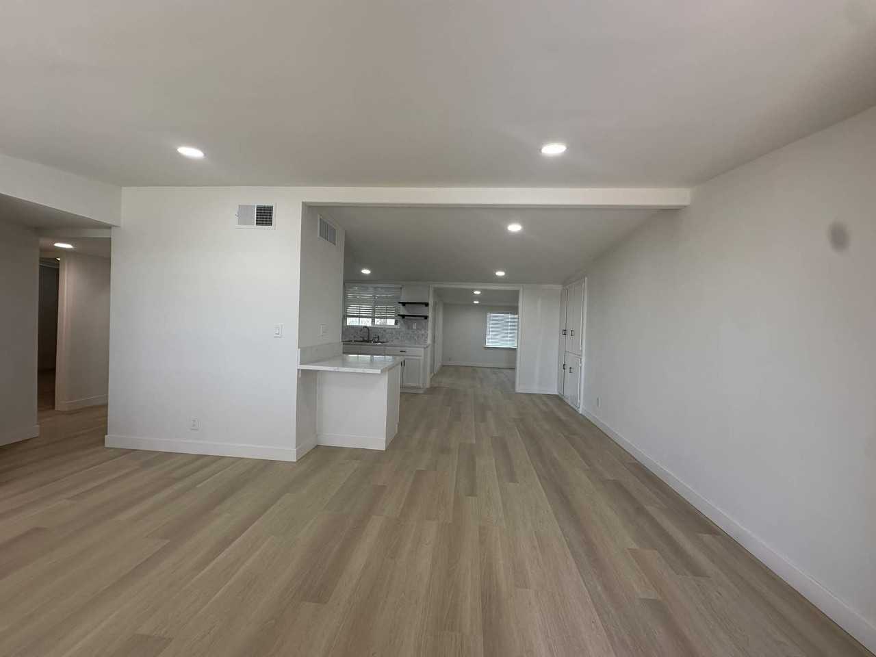 30201 San Diego Dr - Photo 6 of 31