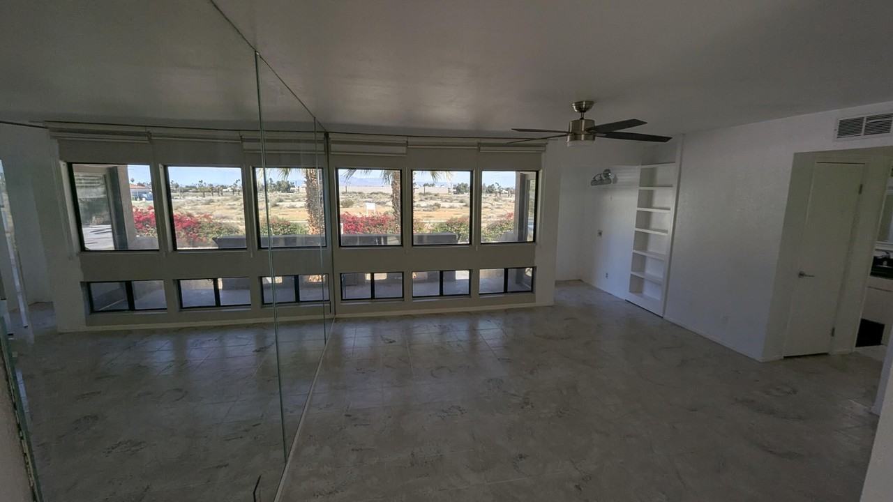 425 Bradshaw Ln Unit 63 - Photo 5 of 24