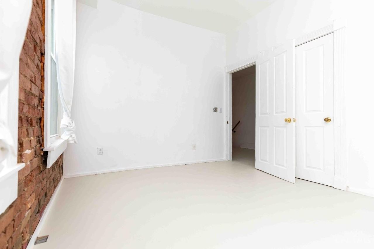 2202 Ravine St Unit 2 - Photo 7 of 18