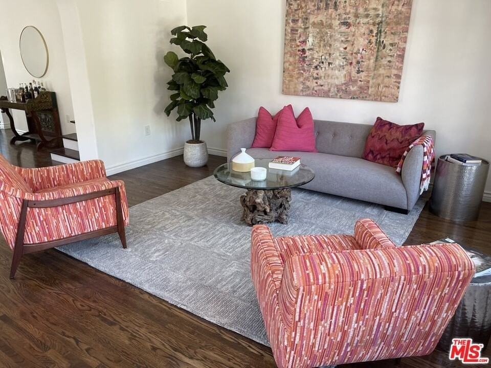 1446 Calumet Ave Unit 1 #1 - Photo 6 of 24