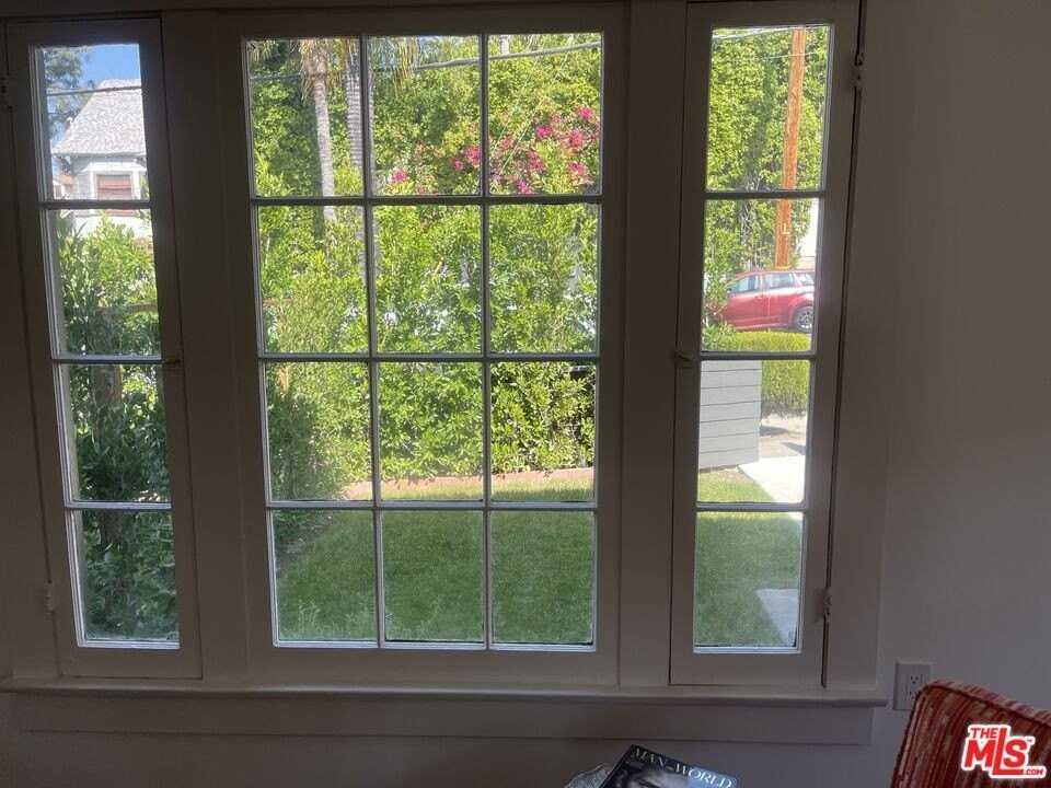 1446 Calumet Ave Unit 1 #1 - Photo 7 of 22