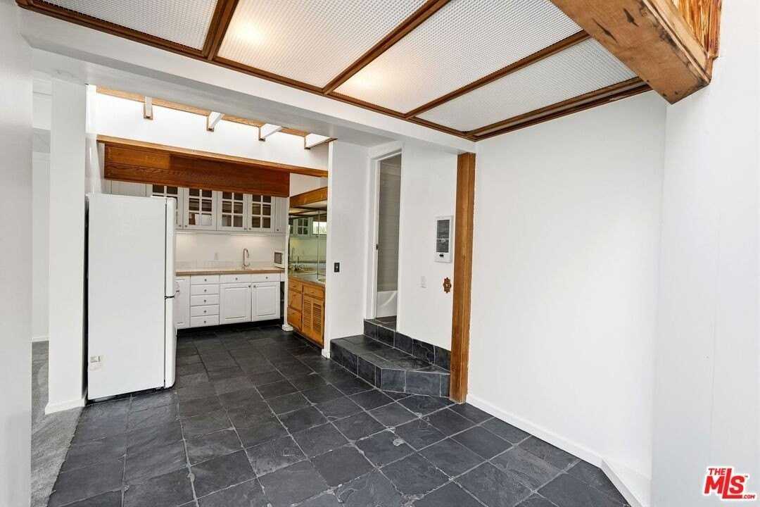 6456 Surfside Way Unit Gh - Photo 5 of 25