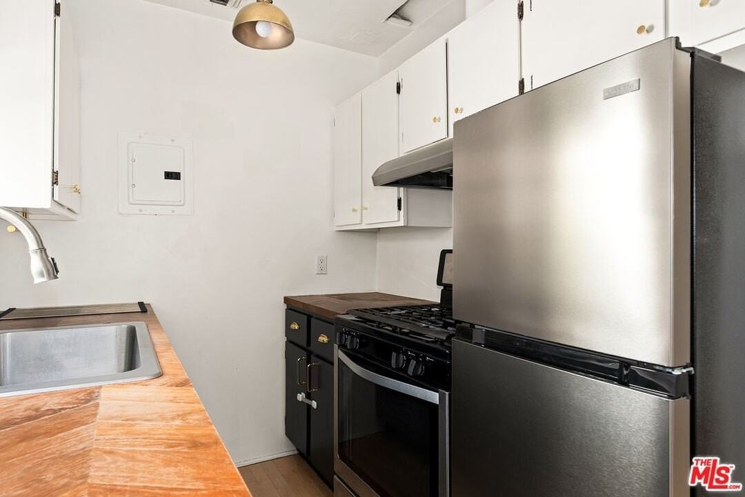 3106 Silver Lake Blvd - Photo 6 of 15