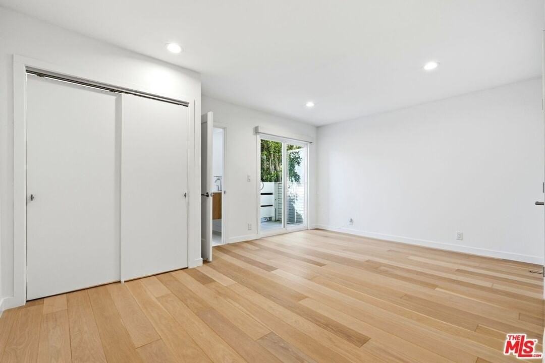 612 Huntley Dr Apt 4 - Photo 7 of 18