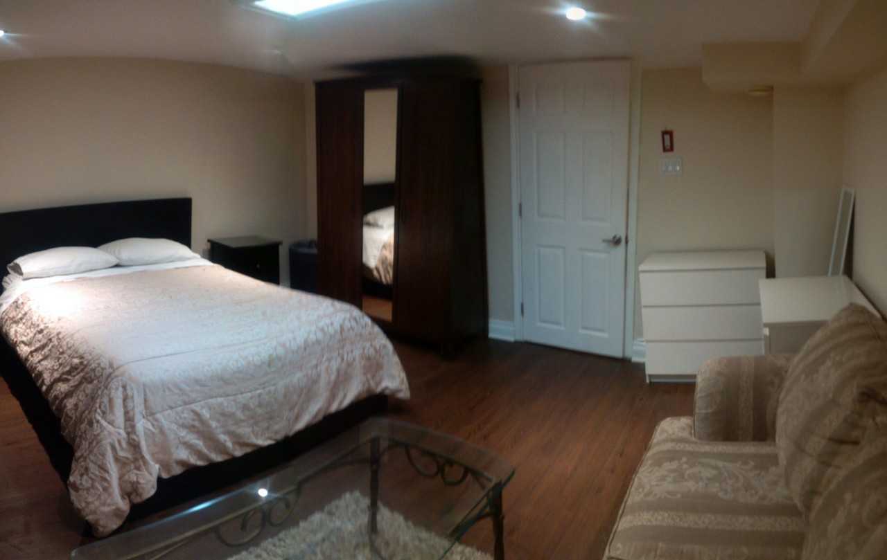 1 Thatcher St - Photo 2 of 5