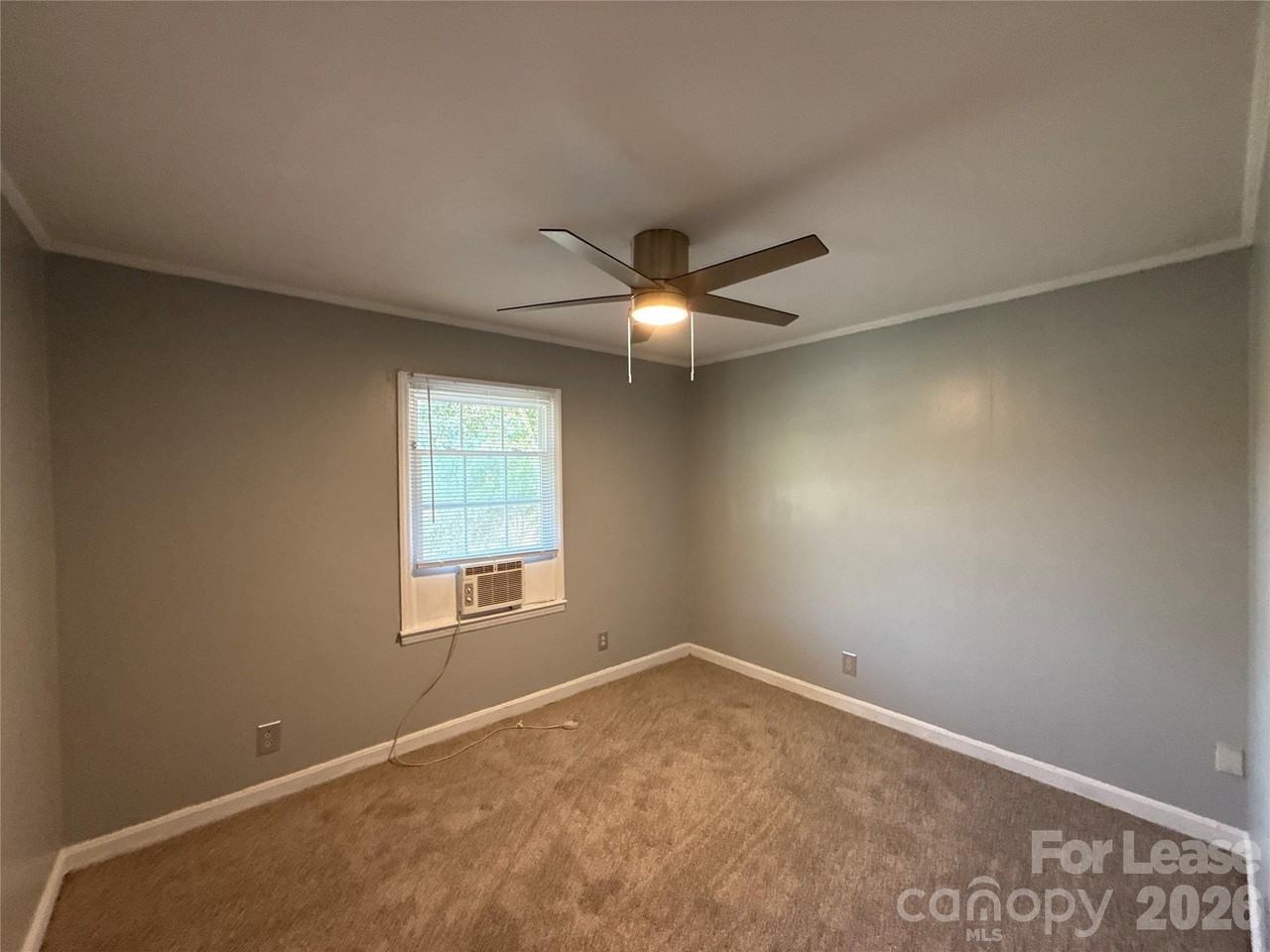 3115 Seymour Dr - Photo 6 of 8