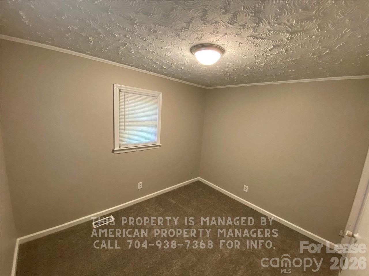 501 Rosemont Ave - Photo 6 of 9