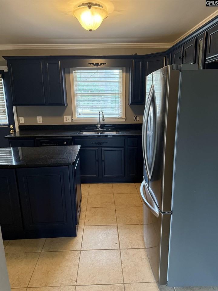 517 Innsbrook Dr - Photo 5 of 25