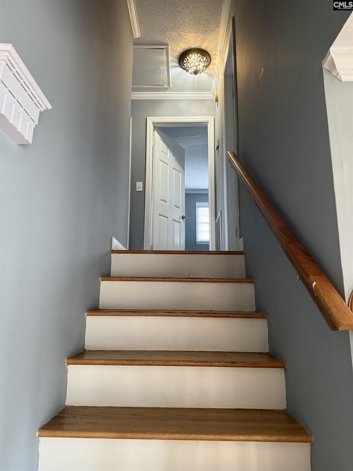 517 Innsbrook Dr - Photo 7 of 25