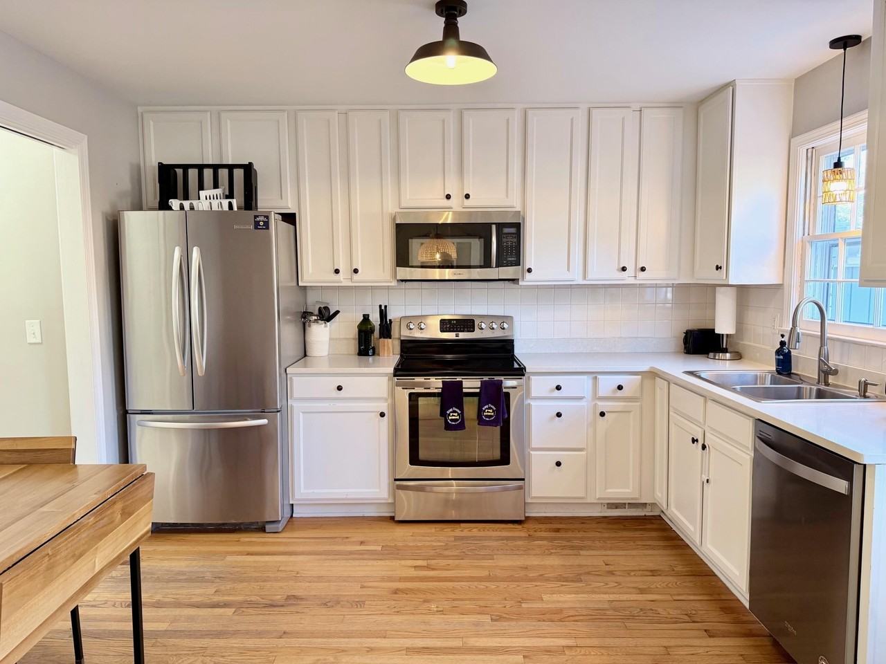 958 Cottingham Dr - Photo 7 of 29