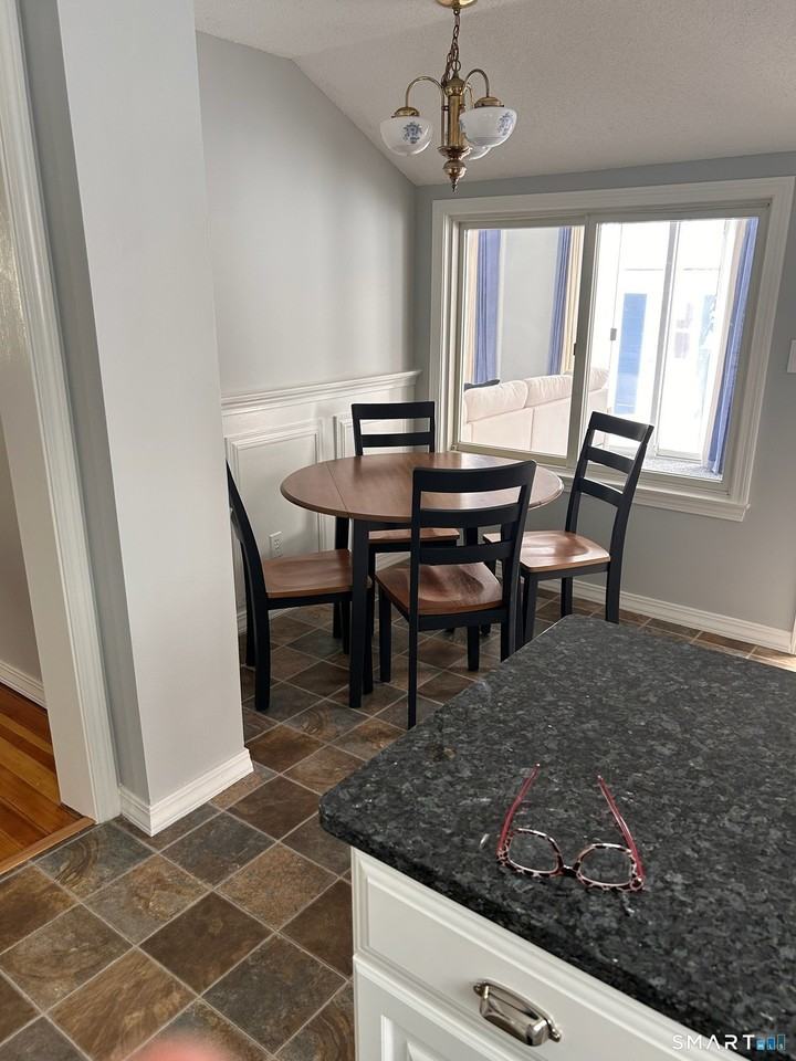 22 Indianola Rd - Photo 6 of 18