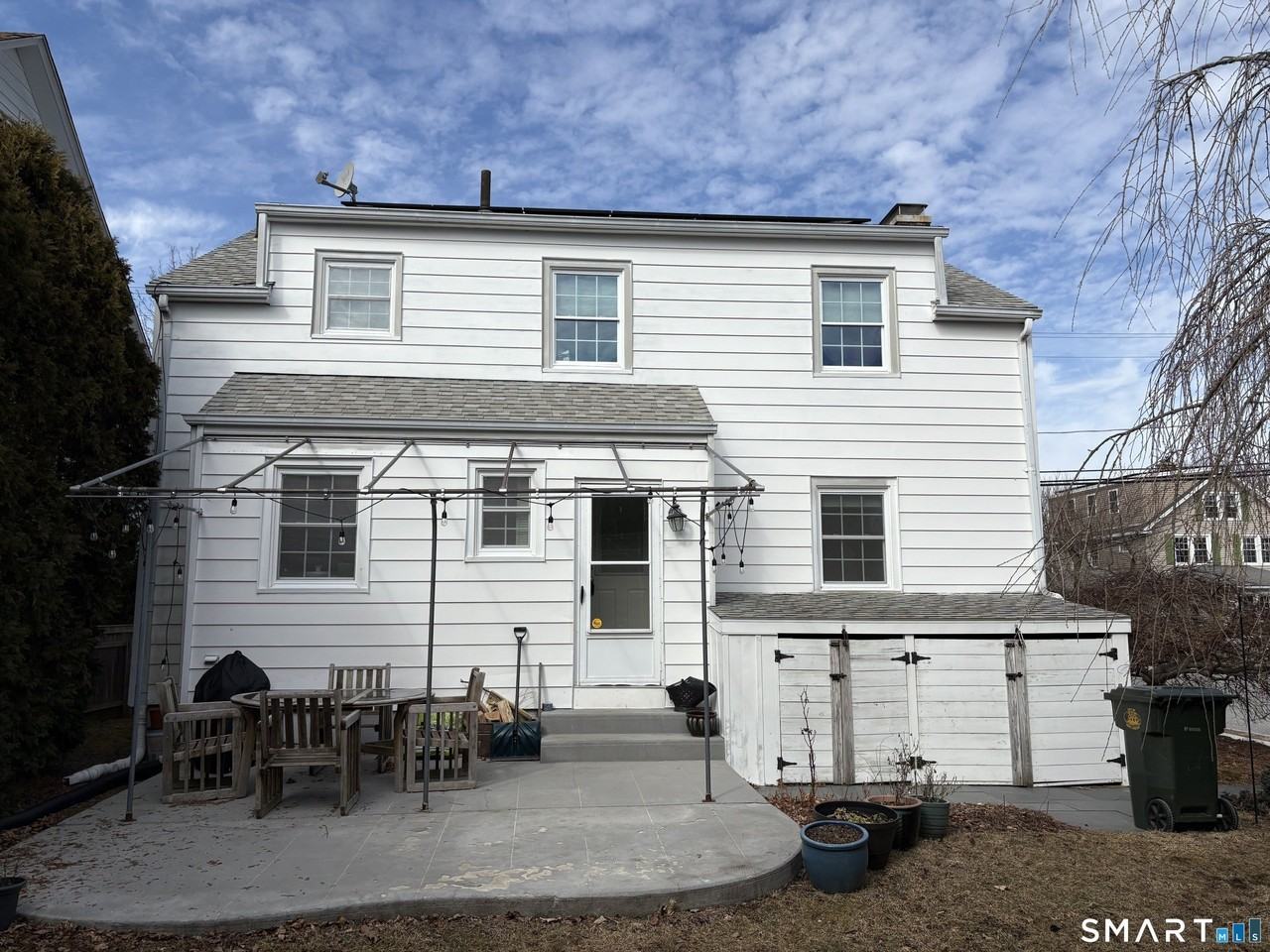 150 Thames St - Photo 3 of 21