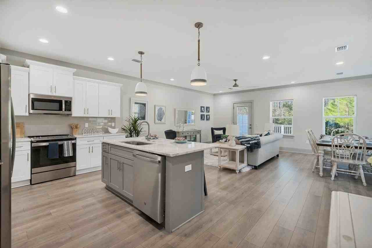 35 Golden Bell Ct Unit 35d #35D - Photo 7 of 41