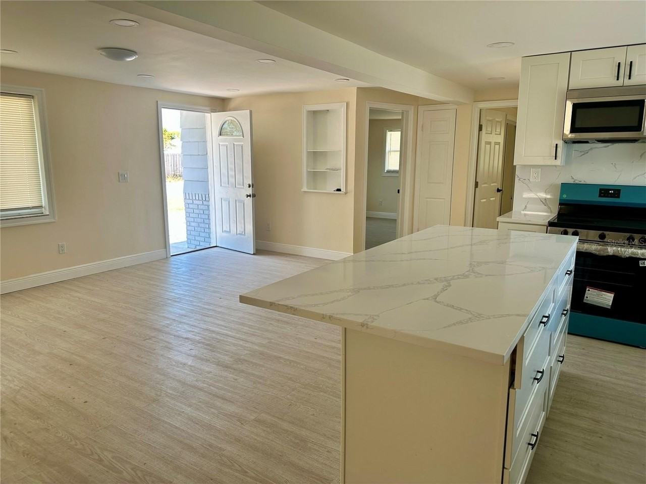 3440 Brookfield Dr - Photo 5 of 12