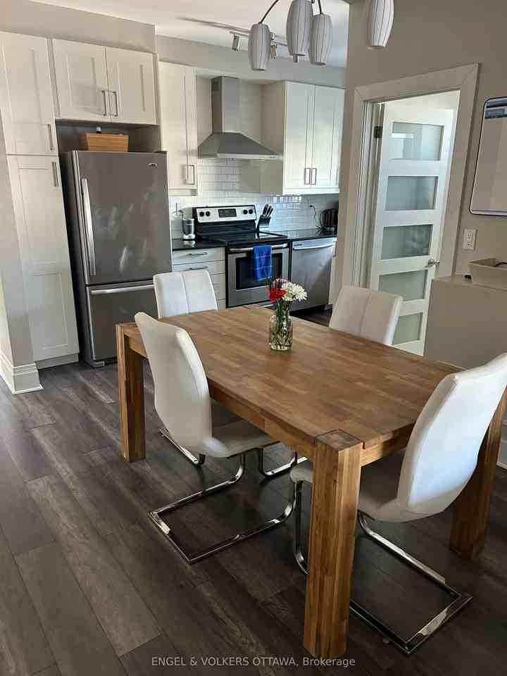 501 O'Connor St - Photo 6 of 11