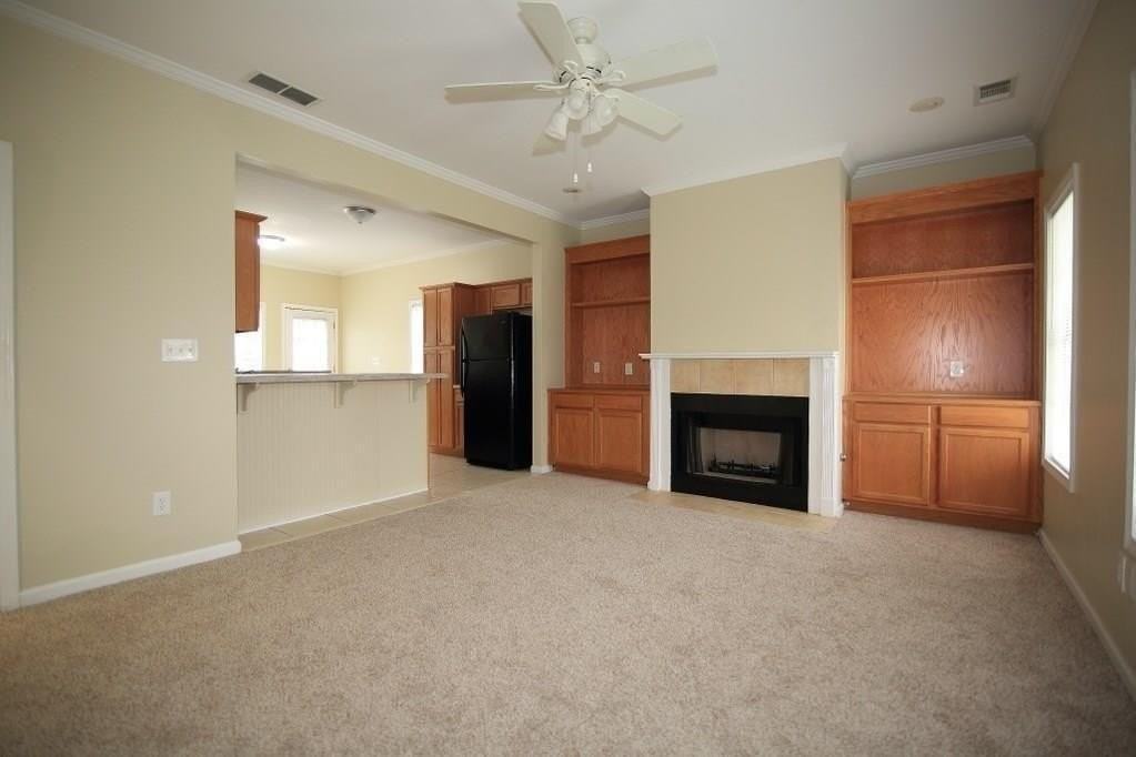 1822 Elaine Dr - Photo 4 of 22