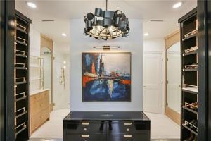 featured image of 2575 Peachtree Rd Ne #7G