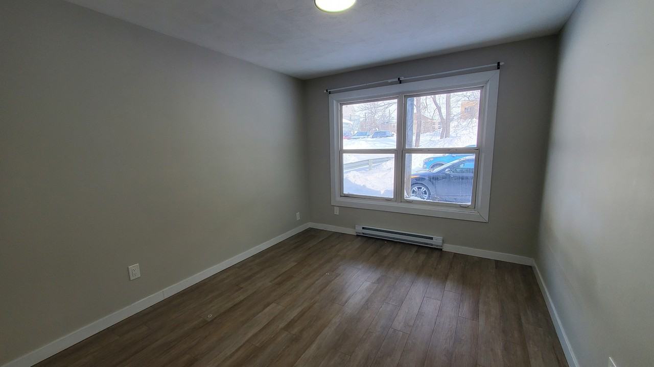 45A Cameron St #45A - Photo 3 of 6