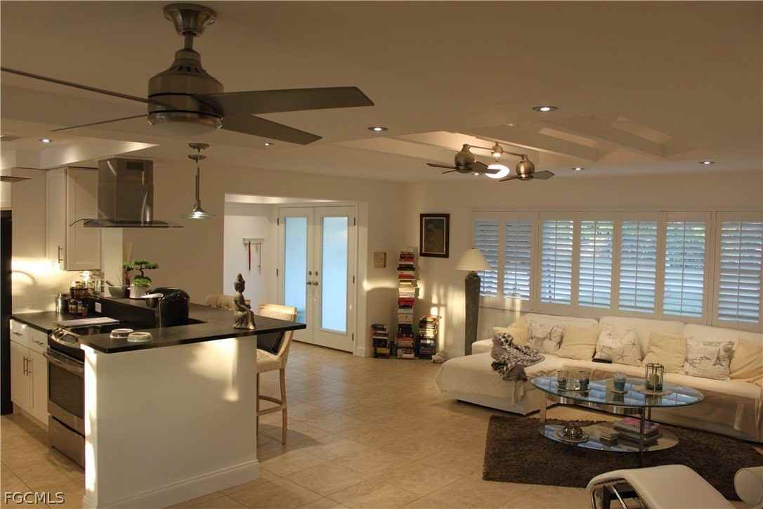 5354 Coral Ave - Photo 4 of 29