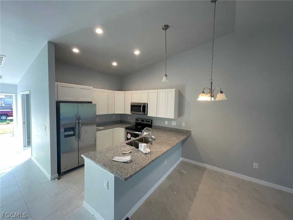 3534 Sw 17th Ave - Photo 4 of 22