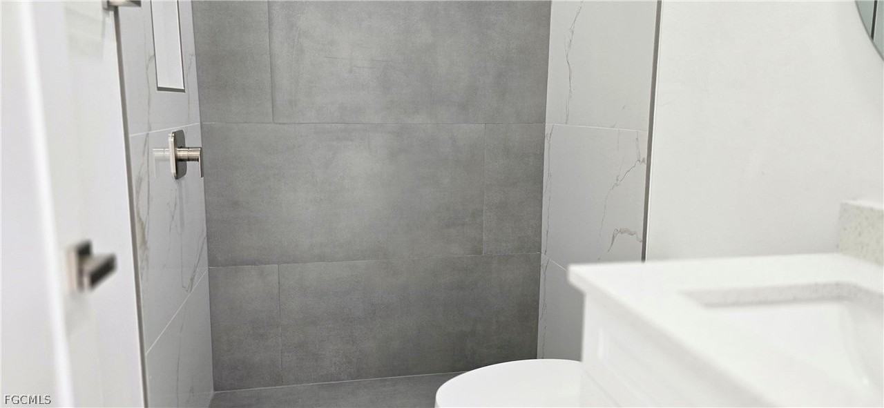 5218 29th St Sw - Photo 6 of 9