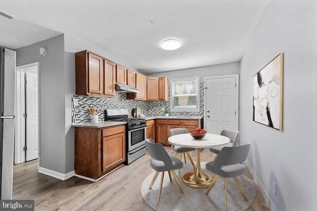 415 Hamilton Ave - Photo 4 of 19